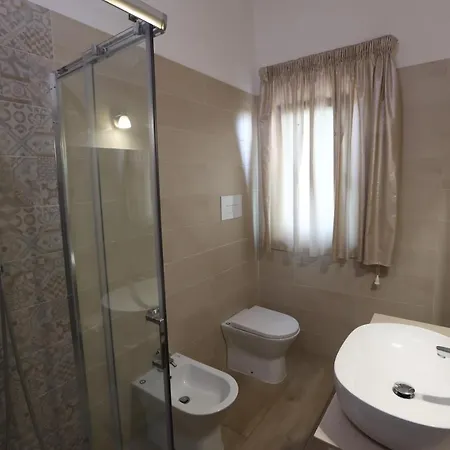 Nocleg ze śniadaniem Oliveto 4*