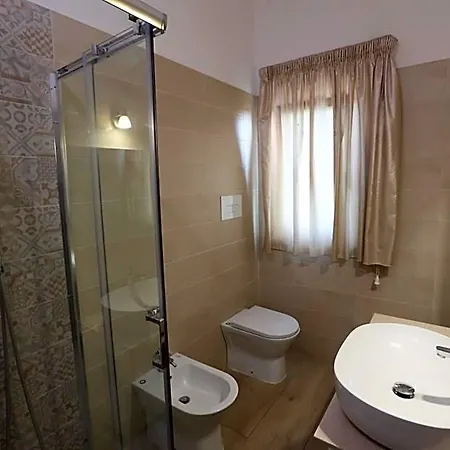 Frühstückspension Oliveto 4*