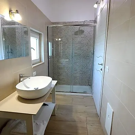 Oliveto Bed & Breakfast 4*